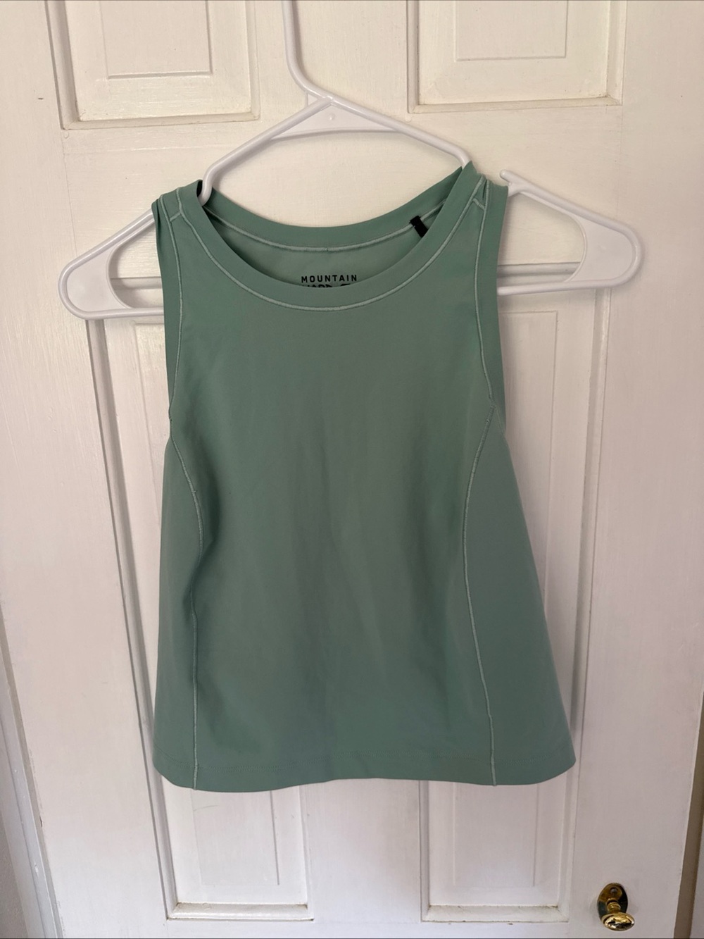 Mountain Hardwear Sage Green Cropped Tank Top, Size M